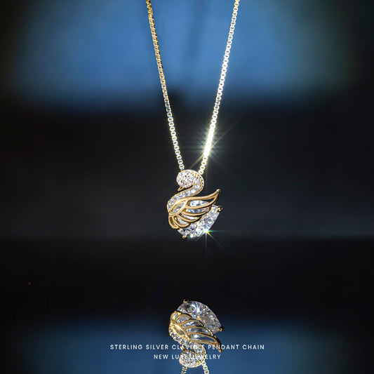 925 Sterling Silver Cygnet necklace